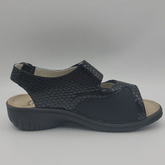 Flexus aksamala black patent